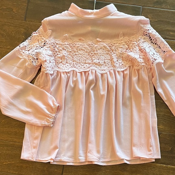 EXPRESS LIGHT PINK CHIFFON LACE BABY DOLL TOP SIZE MEDIUM - Picture 2 of 7
